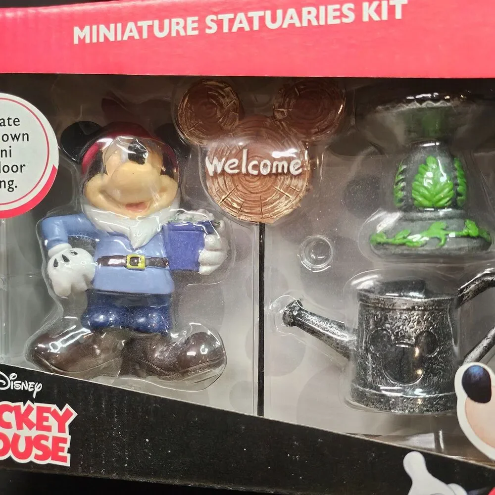 NIP Disney Mickey Mouse Miniature Statuaries Kit Garden Gnome